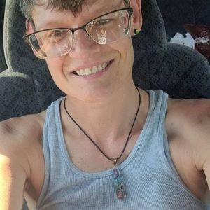 Meet your Posher, Laci